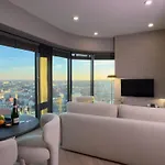 Urban Global Skyline - 22th Floor No 23 - Free Garage - Luxury