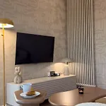 Apartment Urban Global Skyline - 22th Floor No 23 - Free Garage - Luxury Katowice