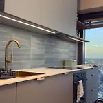 Apartment Urban Global Skyline - 22th Floor No 23 - Free Garage - Luxury *