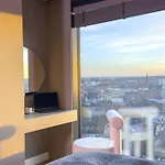 Urban Global Skyline - 22th Floor No 23 - Free Garage - Luxury * Katowice