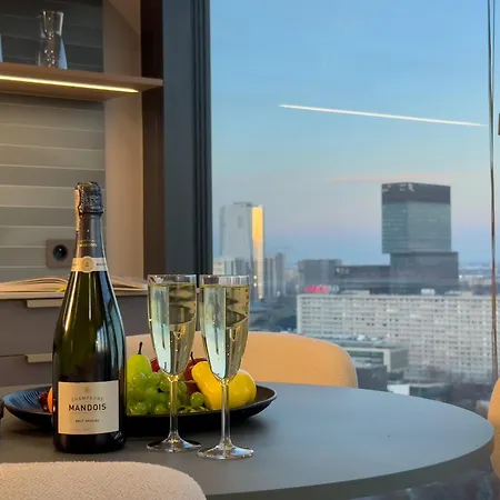 Urban Global Skyline - 22nd Floor No 23 - Free Garage - Luxury Apartment Katowice