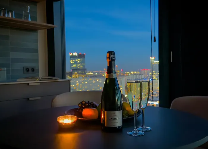 Urban Luxury Skyline Global, 22th Floor No 23 , Free Garage, Self Check-in