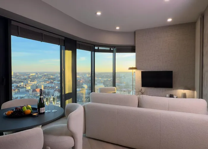 Urban Luxury Skyline Global, 22th Floor No 23 , Free Garage, Self Check-in