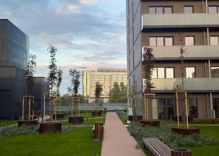 Urban Luxury Skyline Global, 22th Floor No 23 , Free Garage, Self Check-in דירה קטוביץ