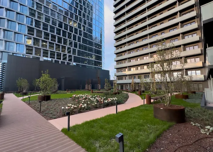 Urban Luxury Skyline Global, 22th Floor No 23 , Free Garage, Self Check-in * קטוביץ