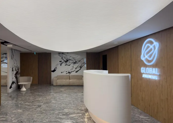 דירה Urban Luxury Skyline Global, 22th Floor No 23 , Free Garage, Self Check-in